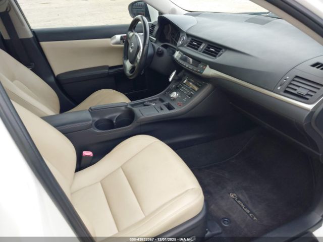 2013 LEXUS CT 200H JTHKD5BH7D2167476 Photo 4
