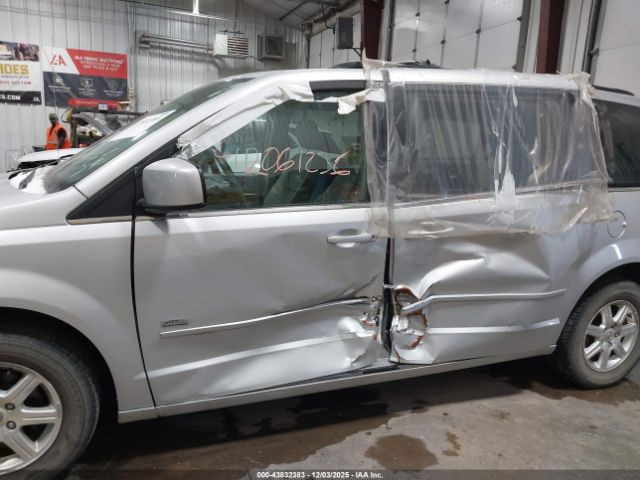 2008 CHRYSLER TOWN & COUNTRY 2A8HR54P88R817515 Photo 5