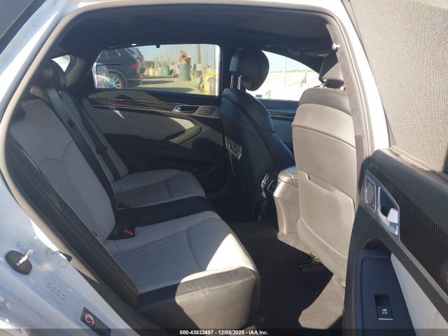 Genesis G80 3.3t Sport 2018 KMHGN4JB9JU219147 Image 8