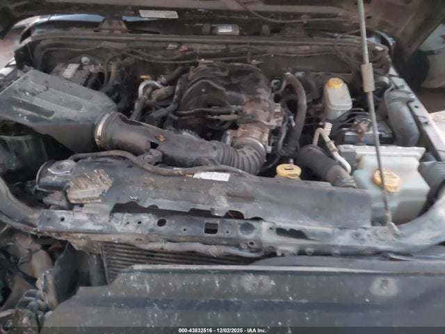 43832516 :رقم المزاد ، 1C4BJWDG8EL136687 vin ، 2014 Jeep Wrangler Unlimited Sport مزاد بيع