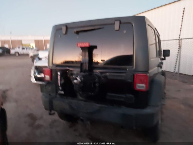 43832516 :رقم المزاد ، 1C4BJWDG8EL136687 vin ، 2014 Jeep Wrangler Unlimited Sport مزاد بيع