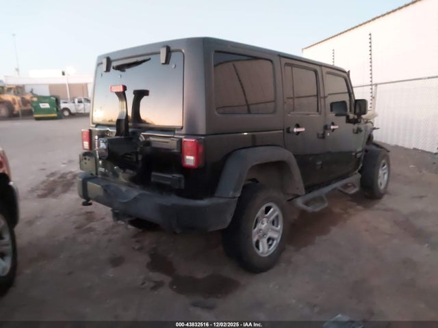 43832516 :رقم المزاد ، 1C4BJWDG8EL136687 vin ، 2014 Jeep Wrangler Unlimited Sport مزاد بيع