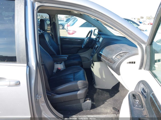 2C4RC1BG6ER442910 Chrysler Town &amp; Country Touring