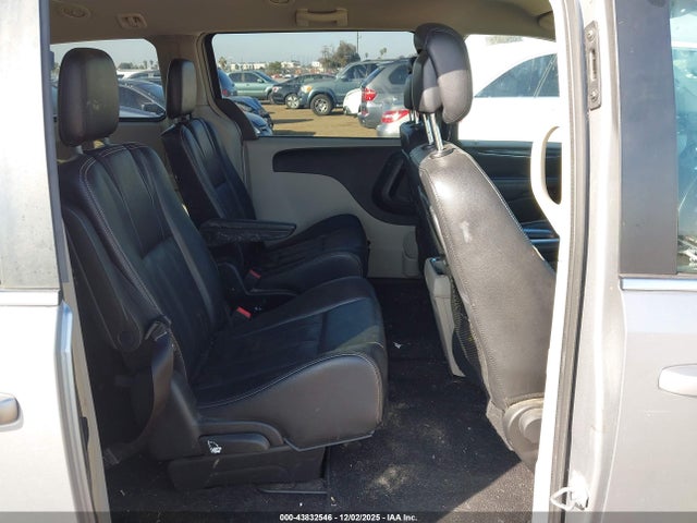 2C4RC1BG6ER442910 Chrysler Town &amp; Country Touring