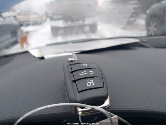 2008 AUDI TT TRUMF38J081040072 Photo 10