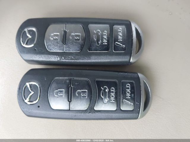 2018 MAZDA MAZDA6 JM1GL1VM0J1330840 Photo 10