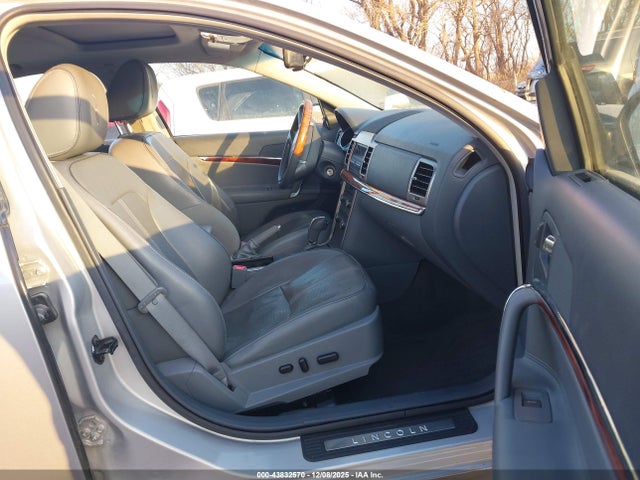 2010 LINCOLN MKZ 3LNHL2GC4AR622927 Photo 4