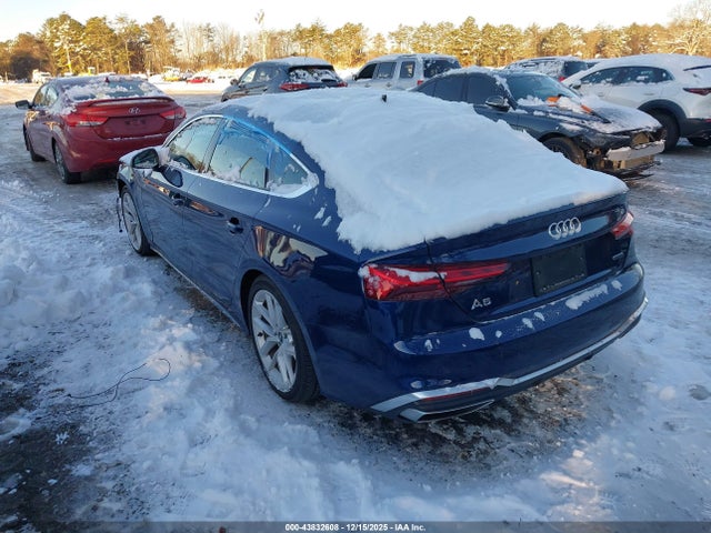 2024 AUDI A5 SPORTBACK WAUFACF52RA013624 Photo 2