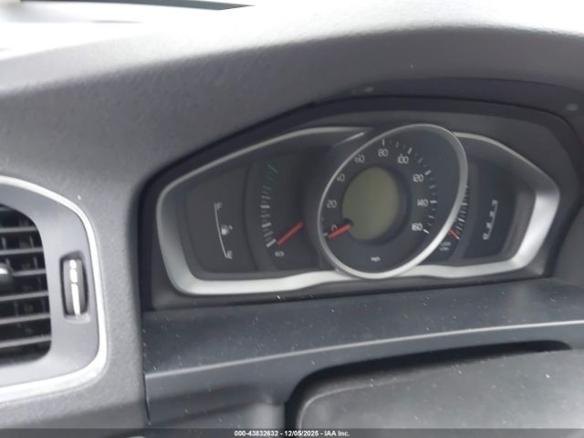 2017 VOLVO S60 YV140MTLXH2420356 Photo 6