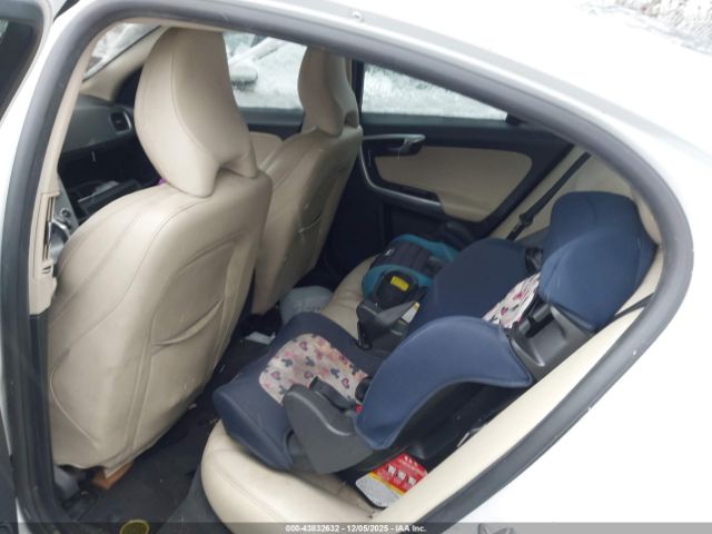 2017 VOLVO S60 YV140MTLXH2420356 Photo 7