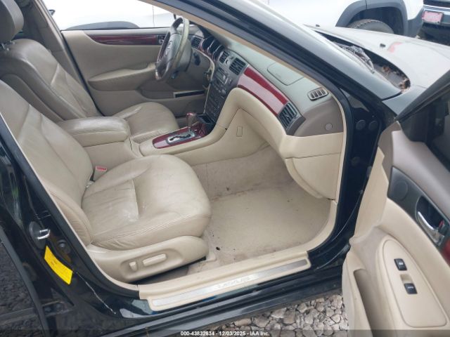 2002 LEXUS ES 300 JTHBF30G820043542 Photo 4