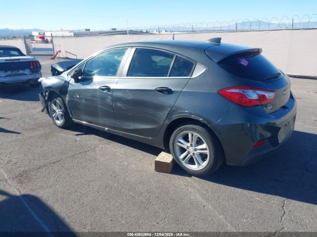 2017 CHEVROLET CRUZE 3G1BE6SM2HS519545 Photo 2