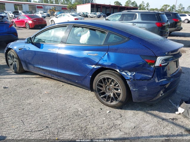 2025 TESLA MODEL 3 5YJ3E1EA4SF981055 Photo 2