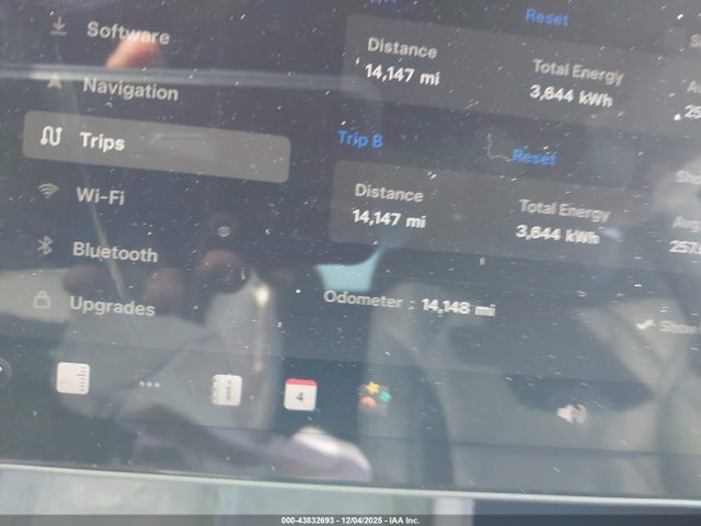 2025 TESLA MODEL 3 5YJ3E1EA4SF981055 Photo 6