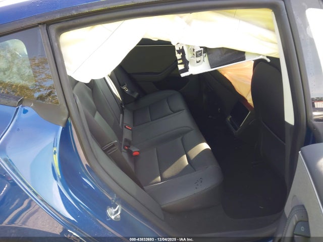 2025 TESLA MODEL 3 5YJ3E1EA4SF981055 Photo 7