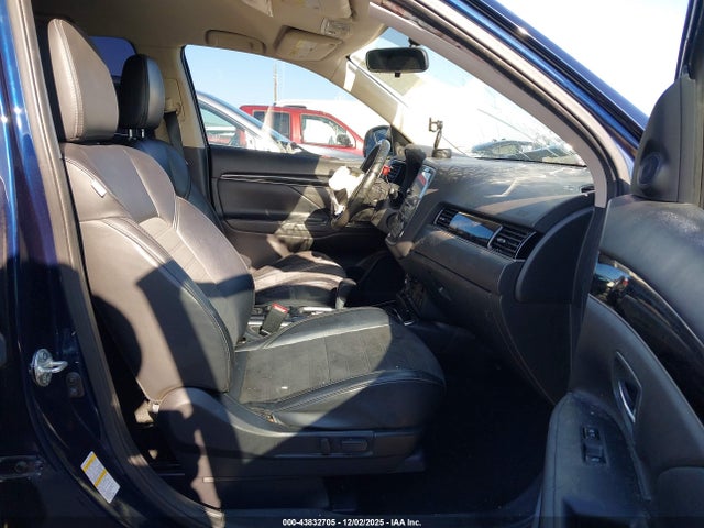 2019 MITSUBISHI OUTLANDER JA4AD3A34KZ022496 Photo 4
