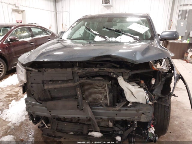 1GKKNRLA2KZ195847 GMC Acadia Sle-1