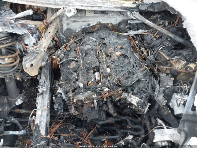 2018 BMW X3 5UXTR9C59JLC83384 Photo 9