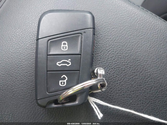 2019 VOLKSWAGEN ARTEON WVWBR7AN7KE000925 Photo 10