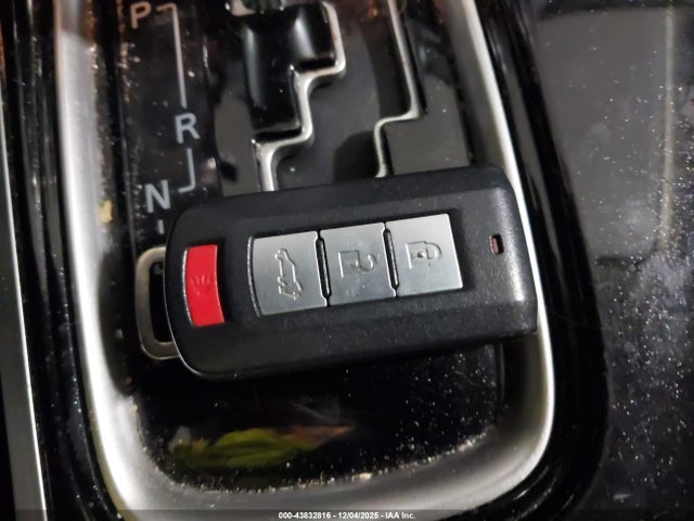 2019 MITSUBISHI OUTLANDER JA4AZ3A3XKZ055035 Photo 10