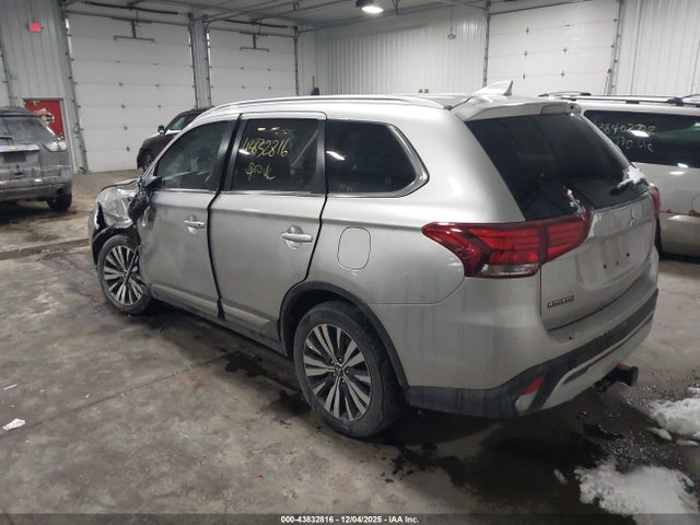 2019 MITSUBISHI OUTLANDER JA4AZ3A3XKZ055035 Photo 2
