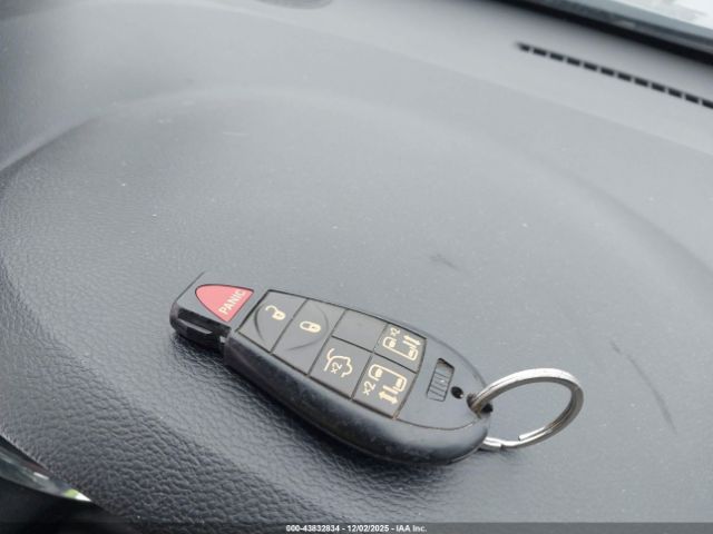 2014 CHRYSLER TOWN & COUNTRY 2C4RC1BG0ER297878 Photo 10