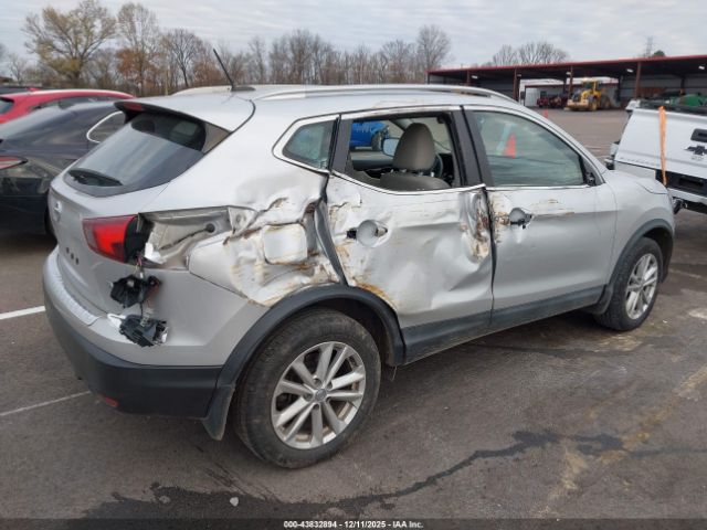 2018 NISSAN ROGUE SPORT JN1BJ1CP3JW500787 Photo 3