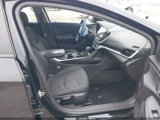 2017 CHEVROLET VOLT 1G1RC6S52HU105596 Photo 4
