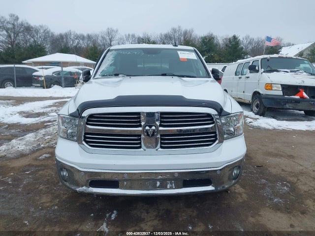 2017 Ram 1500 Big Horn  4x4 5'7 Box მანქანა იყიდება აუქციონზე, vin: 3C6RR7LT5HG660299, აუქციონის ნომერი: 43832937