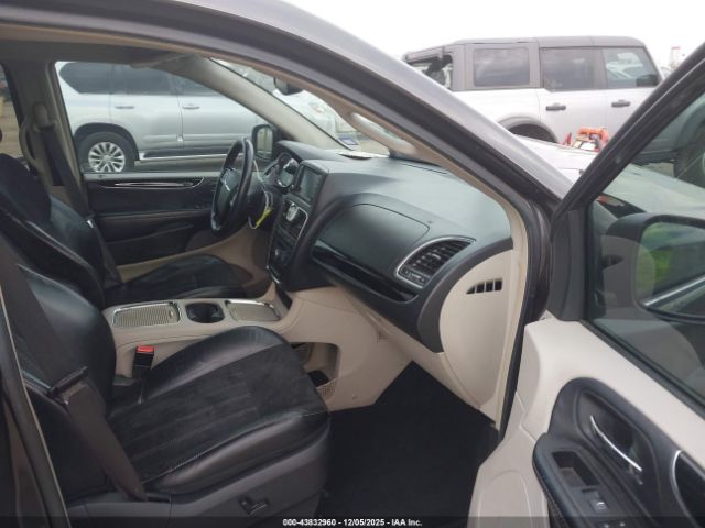 2016 CHRYSLER TOWN & COUNTRY 2C4RC1JG7GR127974 Photo 4