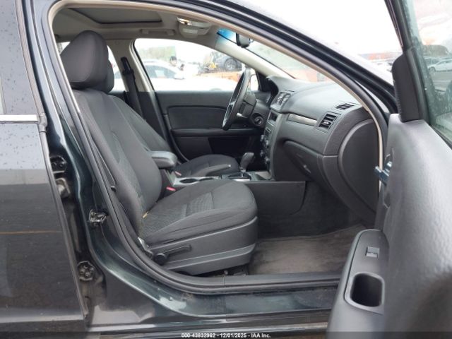 2010 FORD FUSION 3FAHP0HG2AR411195 Photo 4