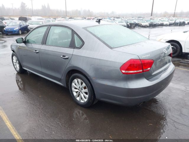 2014 VOLKSWAGEN PASSAT 1VWAT7A37EC087167 Photo 2