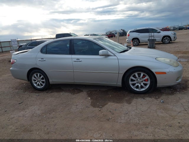 43833088 :رقم المزاد ، JTHBF30G125031283 vin ، 2002 Lexus Es 300 مزاد بيع
