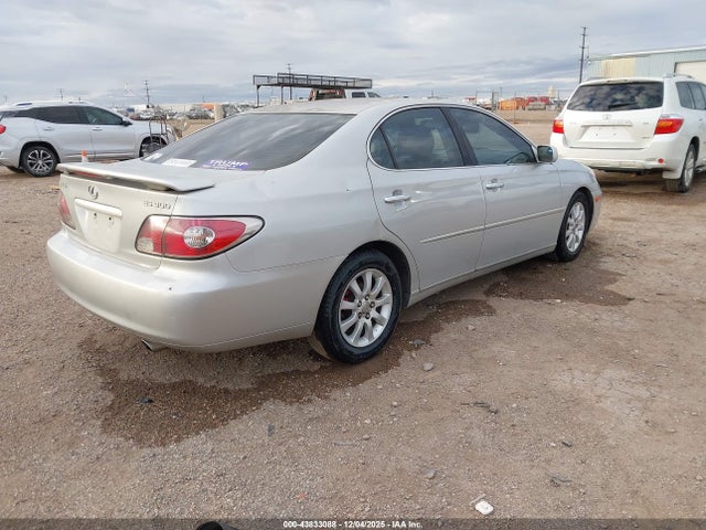 43833088 :رقم المزاد ، JTHBF30G125031283 vin ، 2002 Lexus Es 300 مزاد بيع