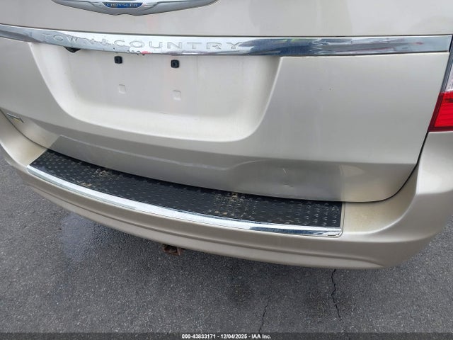 2014 Chrysler Town & Country Touring მანქანა იყიდება აუქციონზე, vin: 2C4RC1BG7ER158508, აუქციონის ნომერი: 43833171