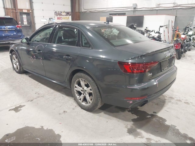 2018 AUDI A4 WAUDNAF49JA058507 Photo 2