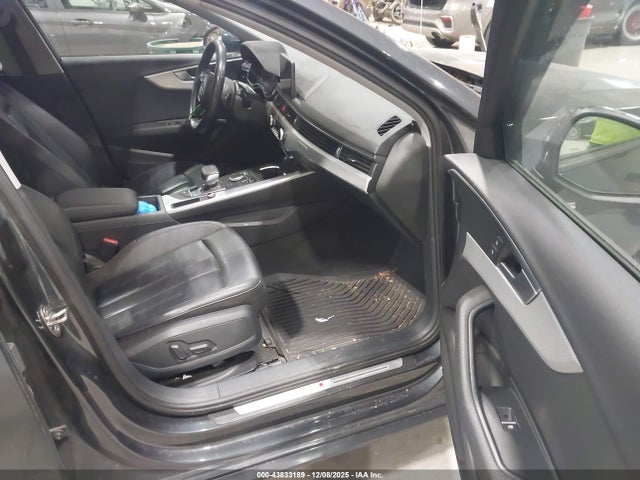 2018 AUDI A4 WAUDNAF49JA058507 Photo 4