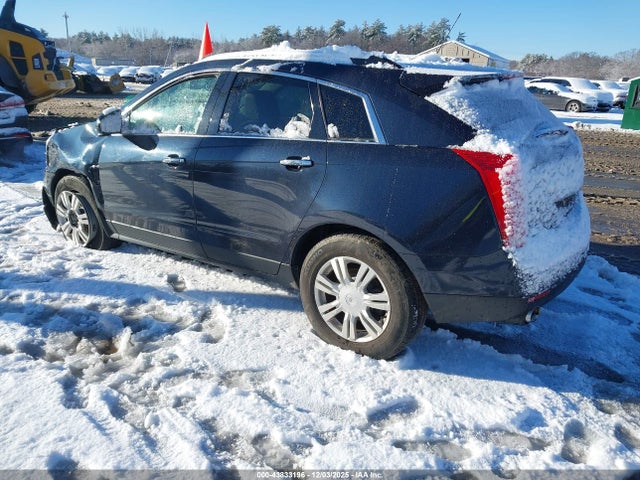 2015 CADILLAC SRX 3GYFNEE31FS521249 Photo 2