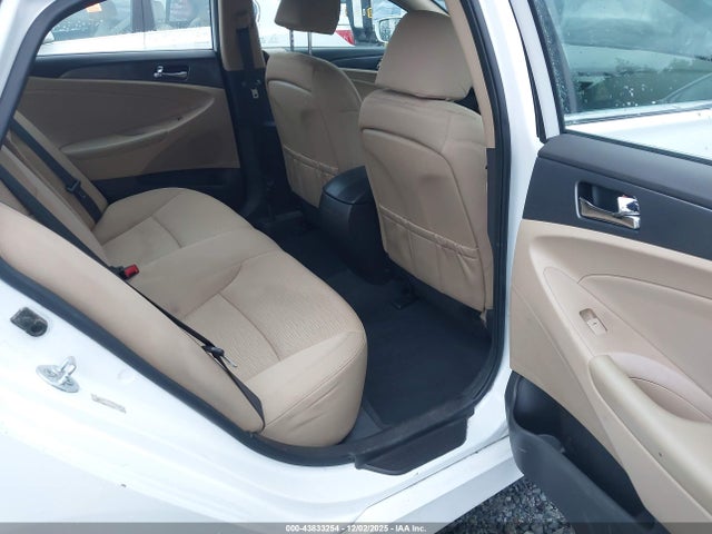 Продажа на аукционе авто 2015 Hyundai Sonata Hybrid, vin: KMHEC4A43FA135378, номер лота: 43833254