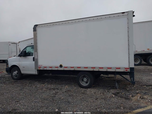 Chevrolet Express Cutaway Work Van 2020 1HA3GSCG0LN004792 Image 14