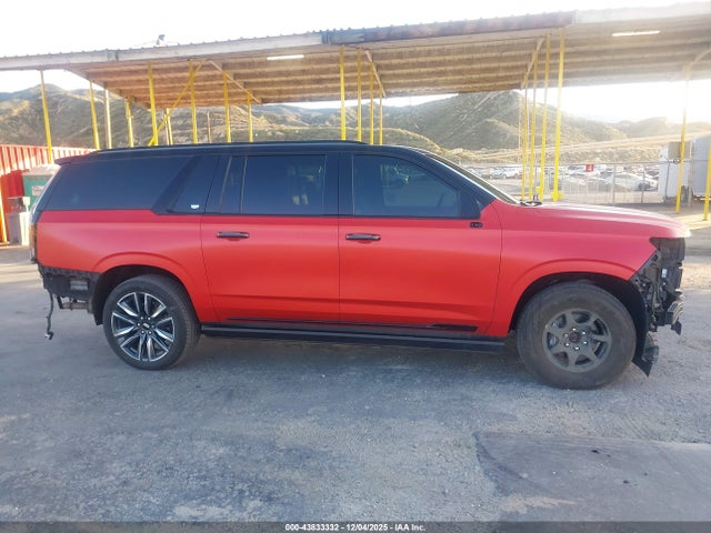 Продажа на аукционе авто 2021 Cadillac Escalade Esv 4wd Sport Platinum, vin: 1GYS4RKL0MR402945, номер лота: 43833332