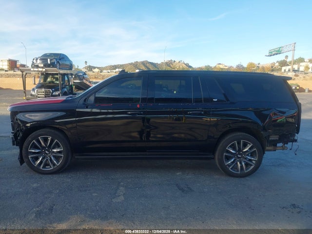 Продажа на аукционе авто 2021 Cadillac Escalade Esv 4wd Sport Platinum, vin: 1GYS4RKL0MR402945, номер лота: 43833332