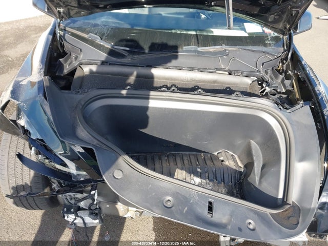 Продаж на аукціоні авто 2023 Tesla Model Y Awd/long Range Dual Motor All-wheel Drive, vin: 7SAYGAEE7PF800835, номер лоту: 43833414