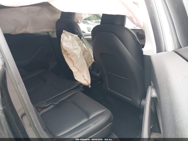 Продаж на аукціоні авто 2023 Tesla Model Y Awd/long Range Dual Motor All-wheel Drive, vin: 7SAYGAEE7PF800835, номер лоту: 43833414