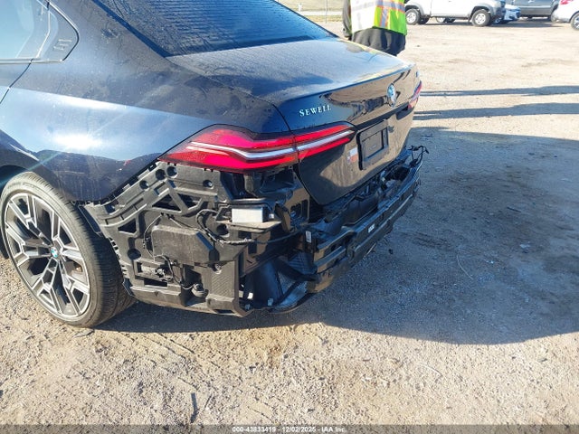 WBA43FJ04RCR18272 BMW 530I