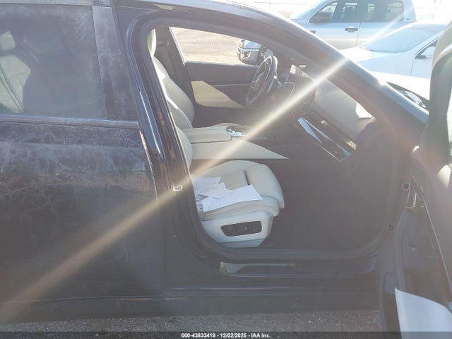 WBA43FJ04RCR18272 BMW 530I