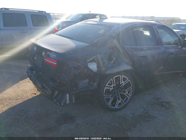 WBA43FJ04RCR18272 BMW 530I