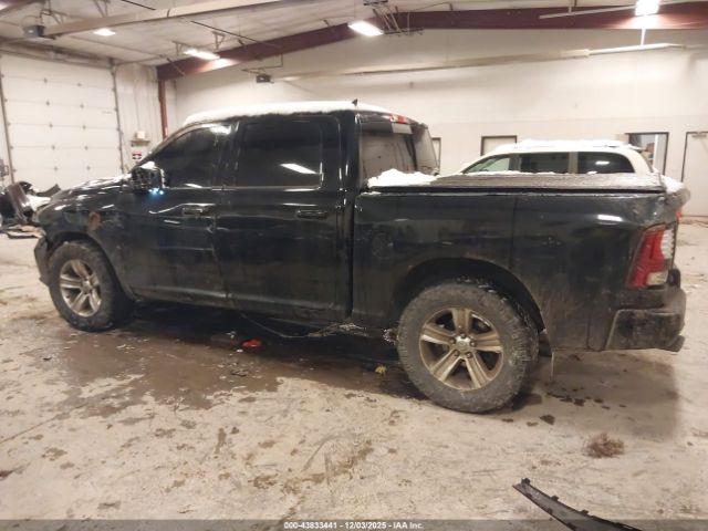 2013 RAM 1500 1C6RR7MT4DS526028 Photo 2