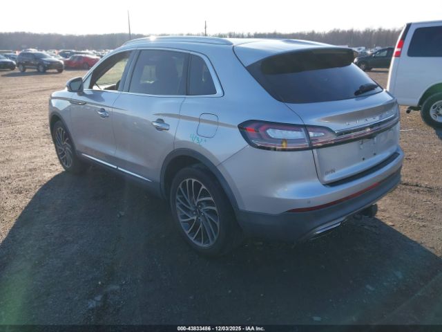 2019 LINCOLN NAUTILUS 2LMPJ6LP6KBL14647 Photo 2