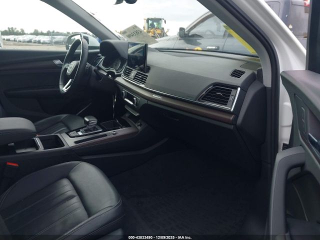 2021 AUDI Q5 WA1AAAFY3M2123476 Photo 4